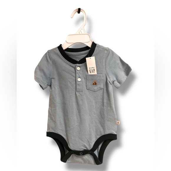 NWT GAP 3-6mo Baby Blue Onesie with Bear Embroidery. 15% off w 2+ bundle - Picture 1 of 5